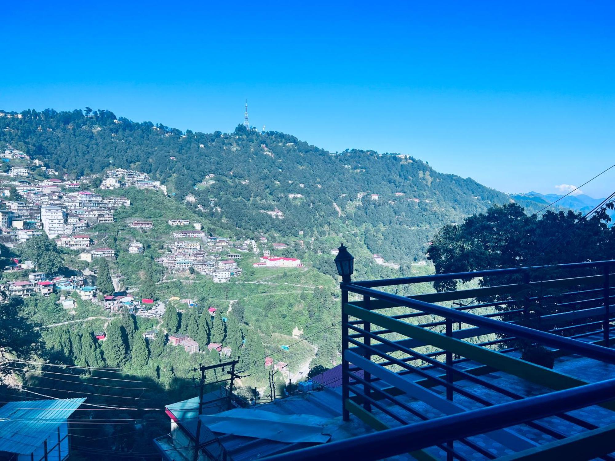 Irish Town Mussoorie Hotel Eksteriør billede